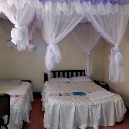 Nanyuki Ibis Hotel Exterior foto