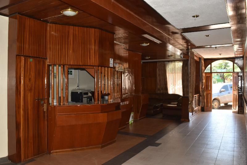 Nanyuki Ibis Hotel Exterior foto