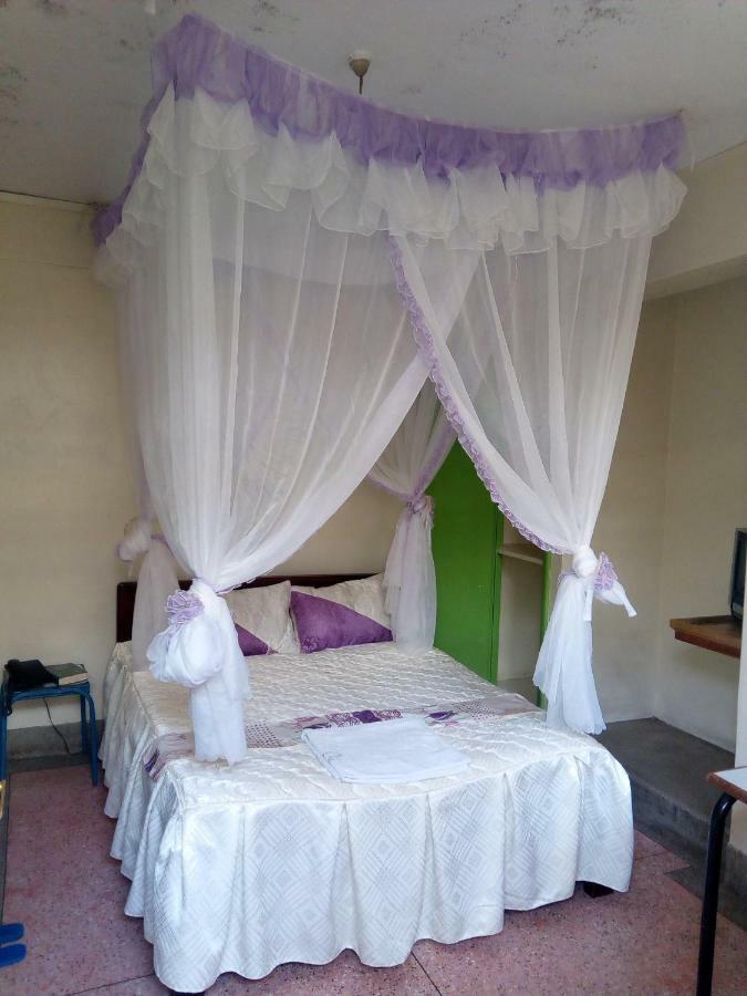 Nanyuki Ibis Hotel Exterior foto