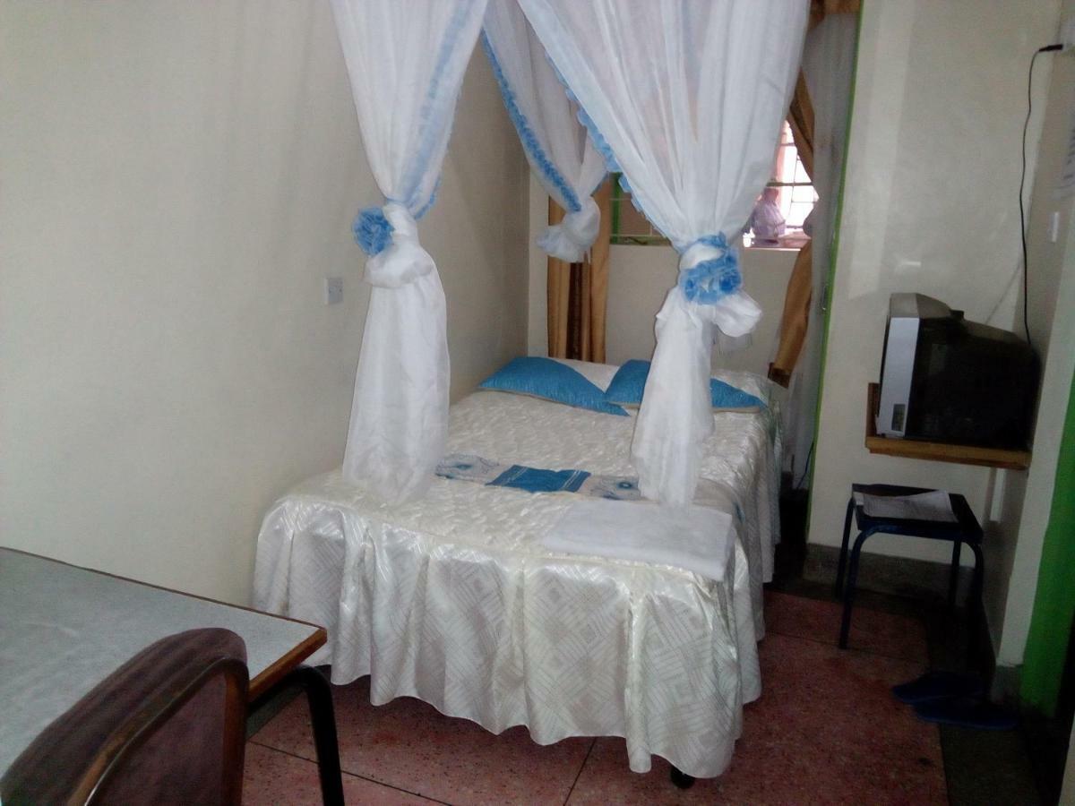 Nanyuki Ibis Hotel Exterior foto