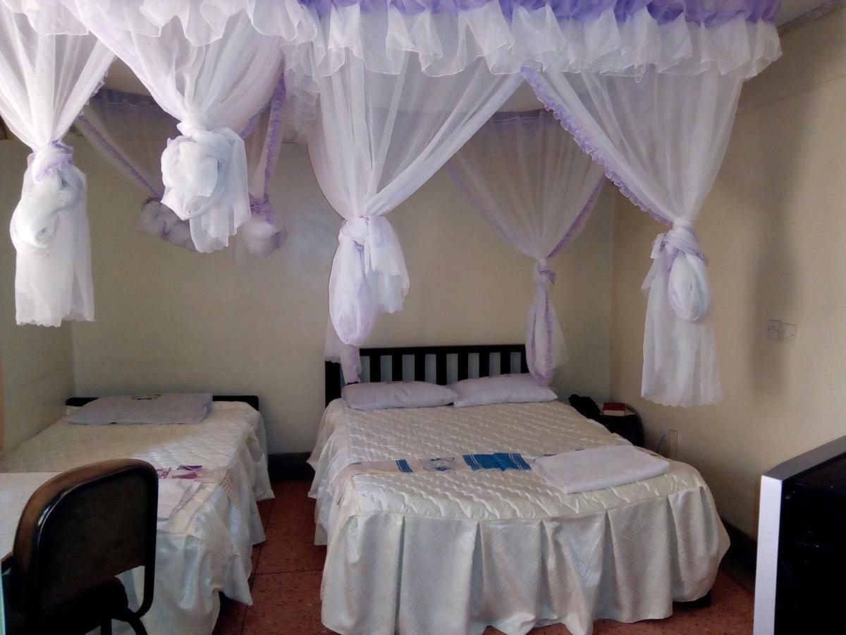 Nanyuki Ibis Hotel Exterior foto
