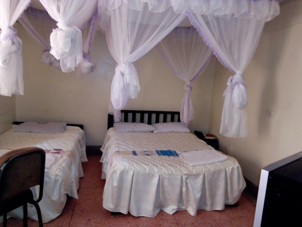 Nanyuki Ibis Hotel Exterior foto
